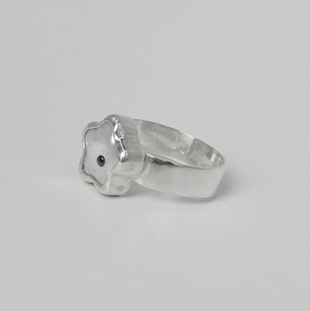 Pearl Flower Ring 02