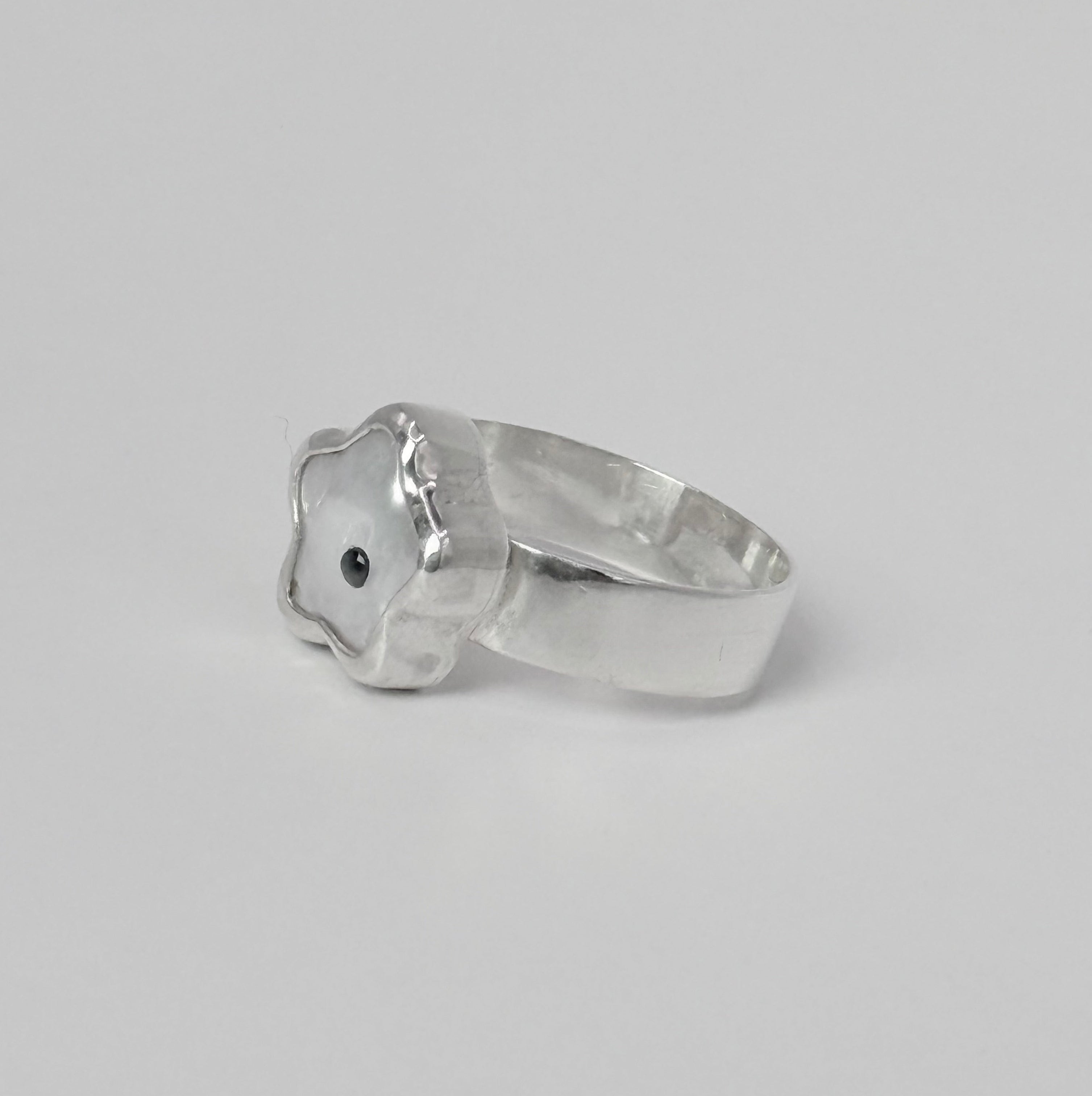 Pearl Flower Ring 02