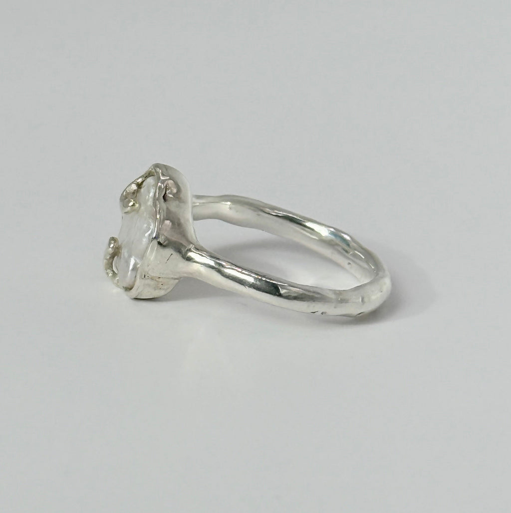 Molten Pearl Flower Ring