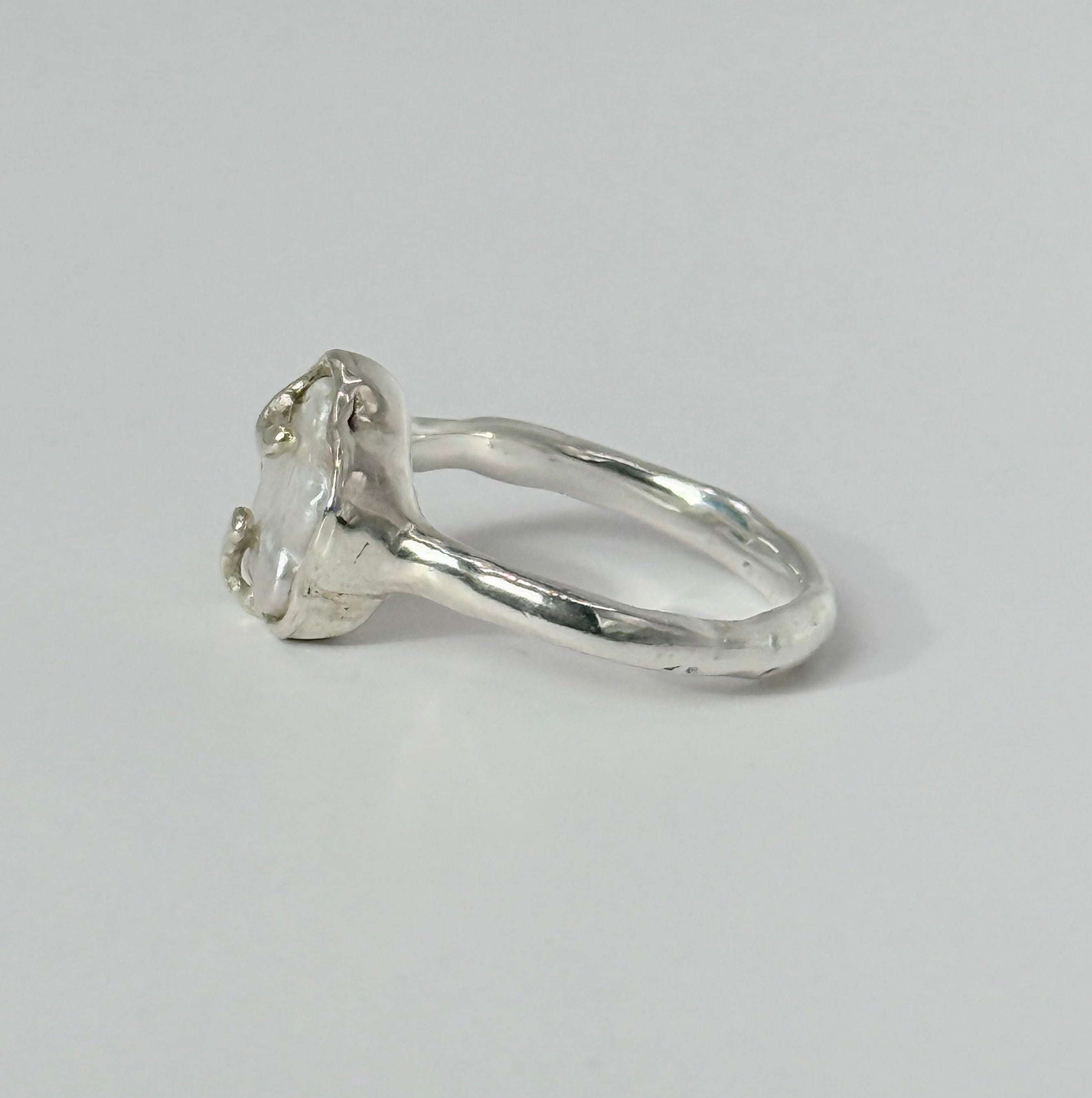 Molten Pearl Flower Ring