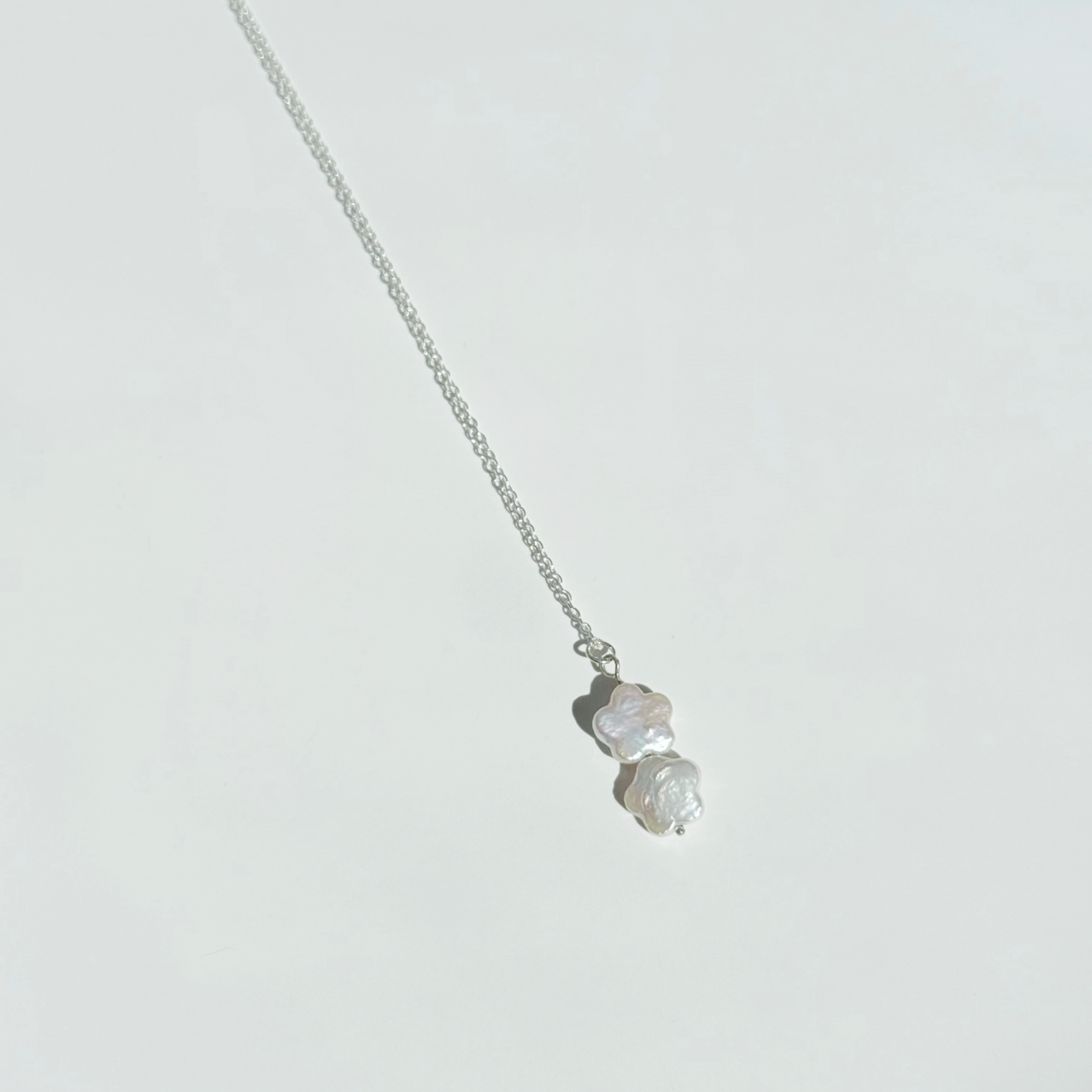 Flower Pearl Necklace