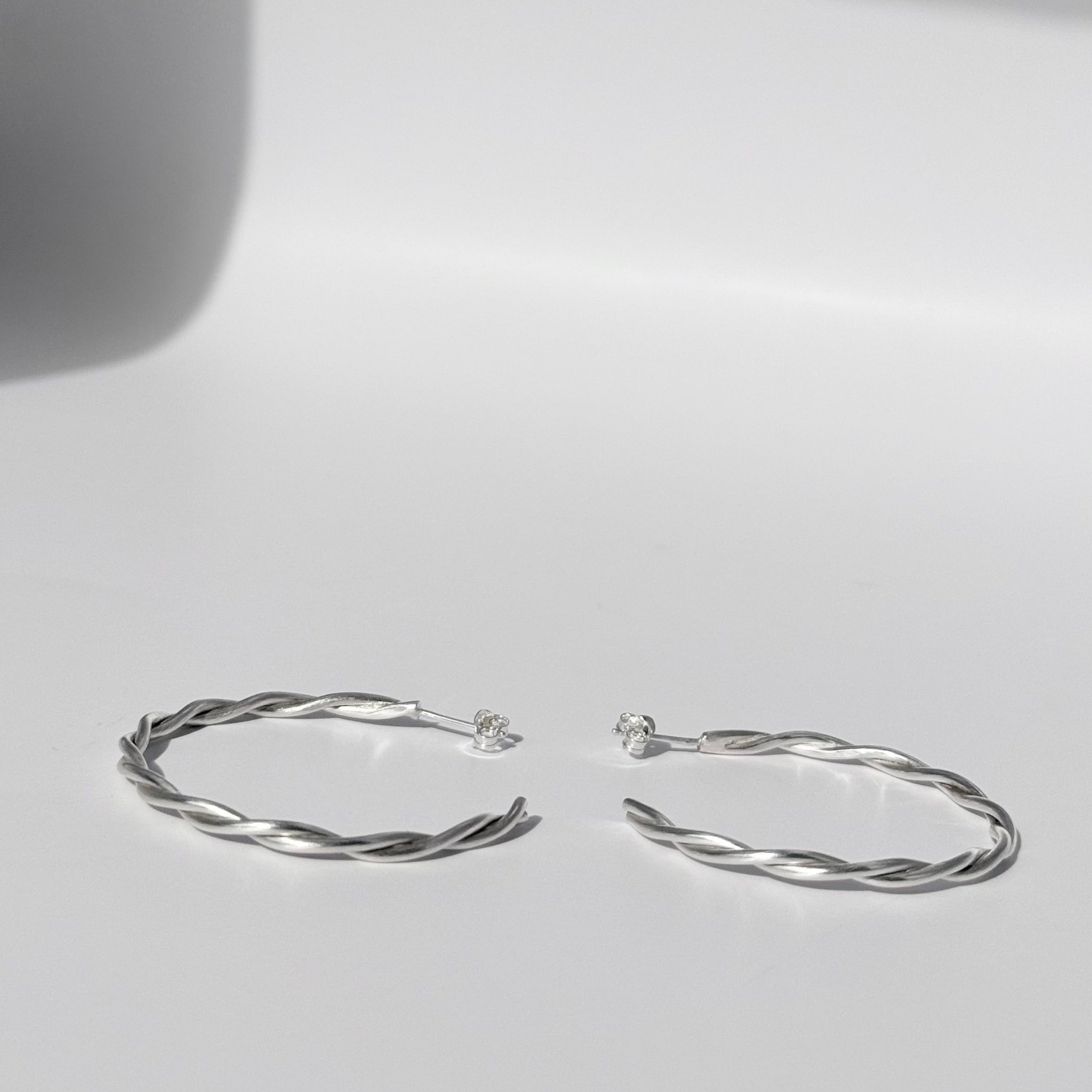 Large Twisted Hoops