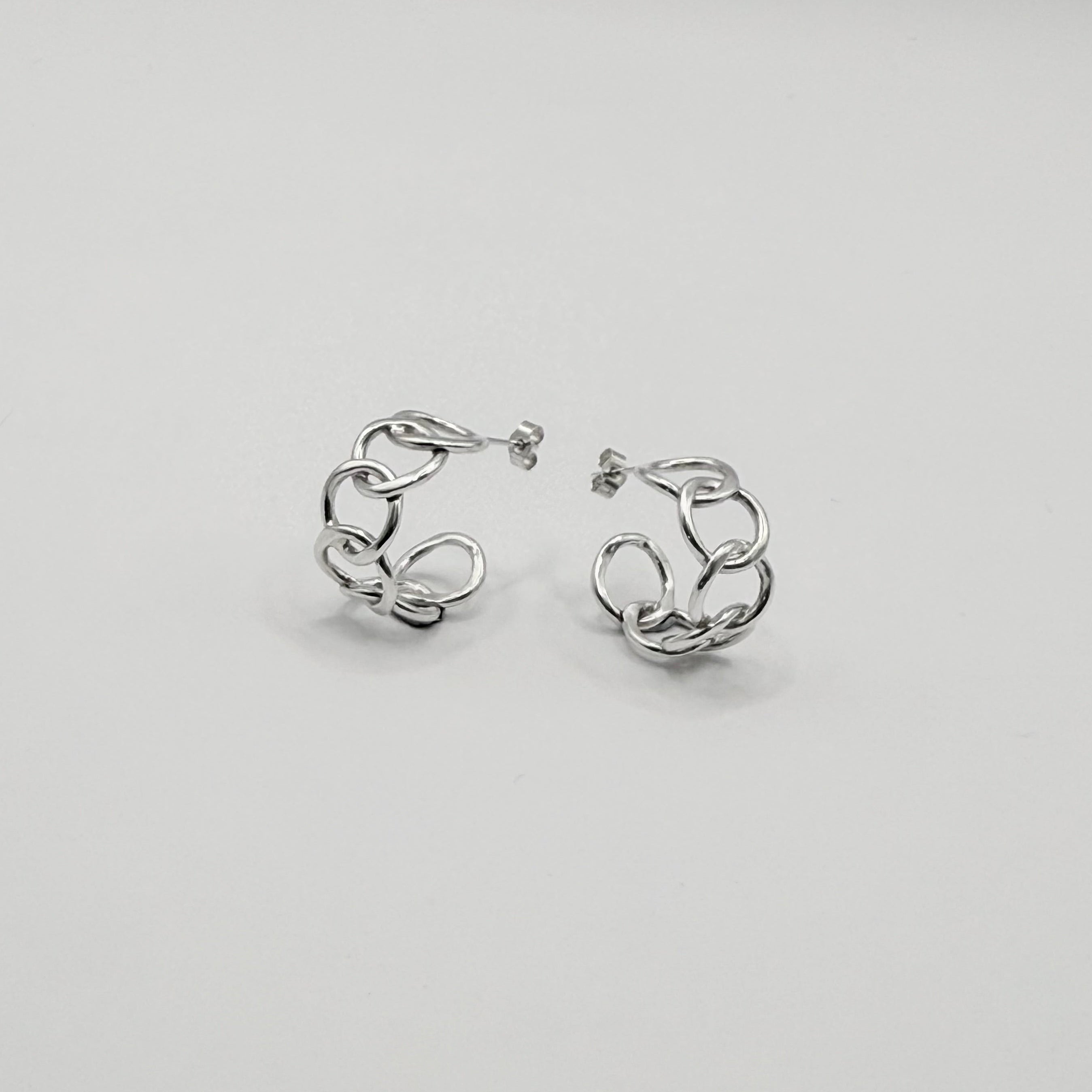 Medium Chain Hoops
