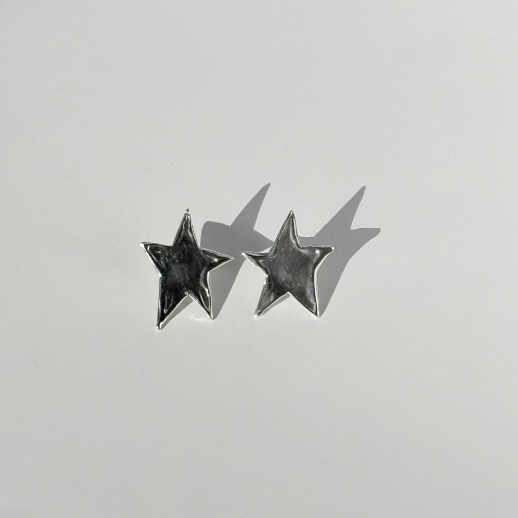 Medium Molten Star Studs