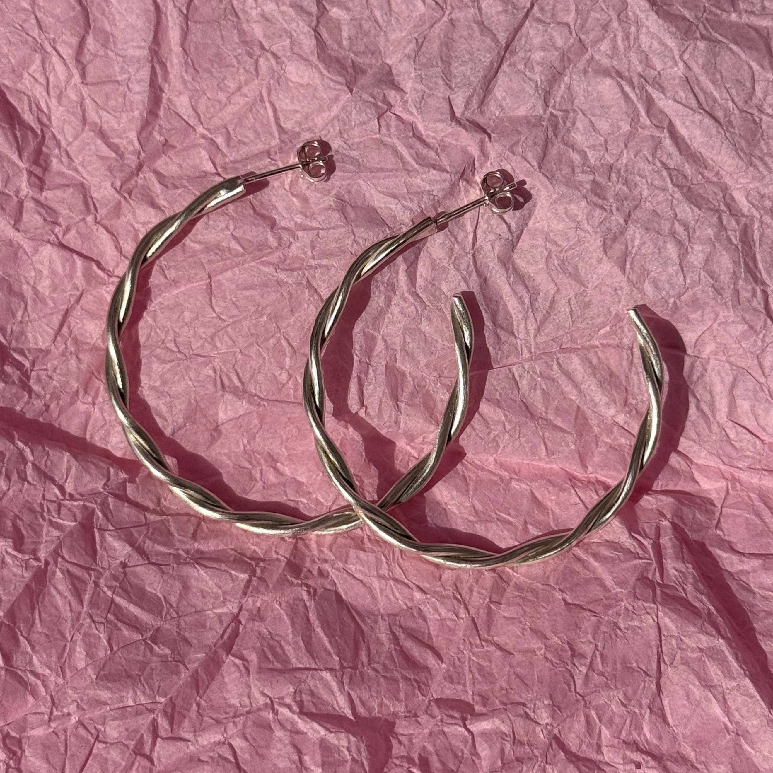 Large Twisted Hoops