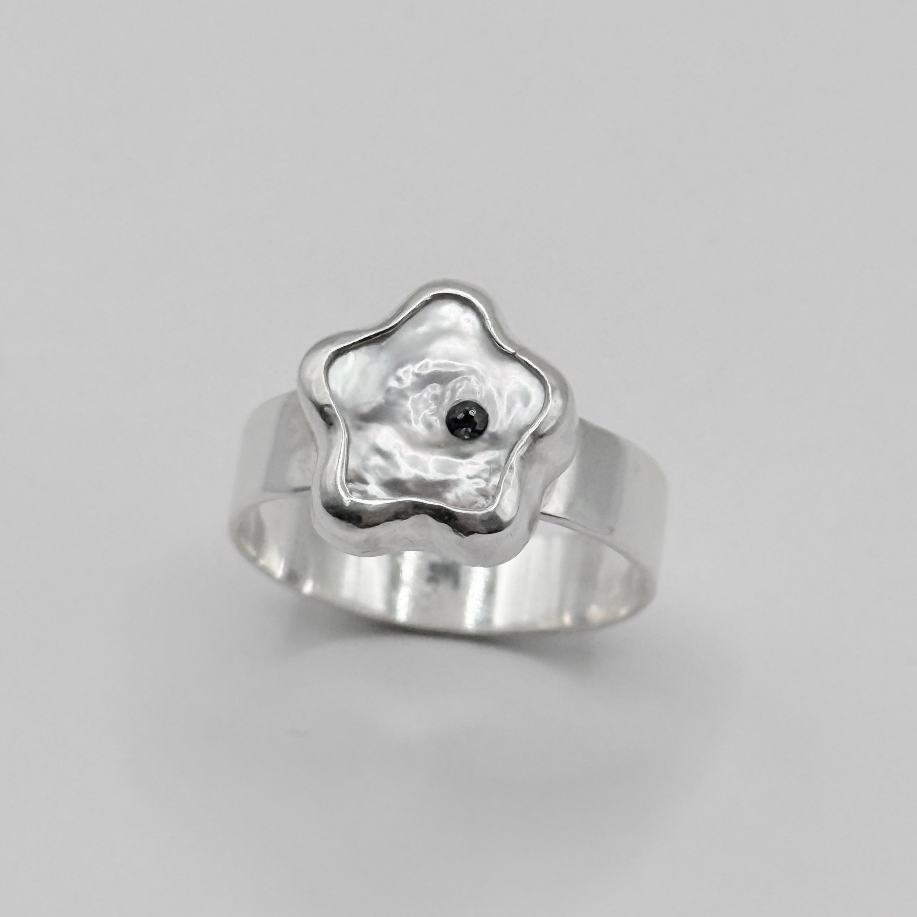 Pearl Flower Ring 02