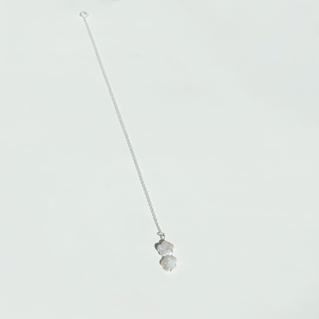 Flower Pearl Necklace
